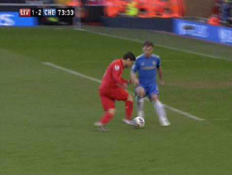 If there's any upside to Luis Suarez's inexplicable bite of Chels...