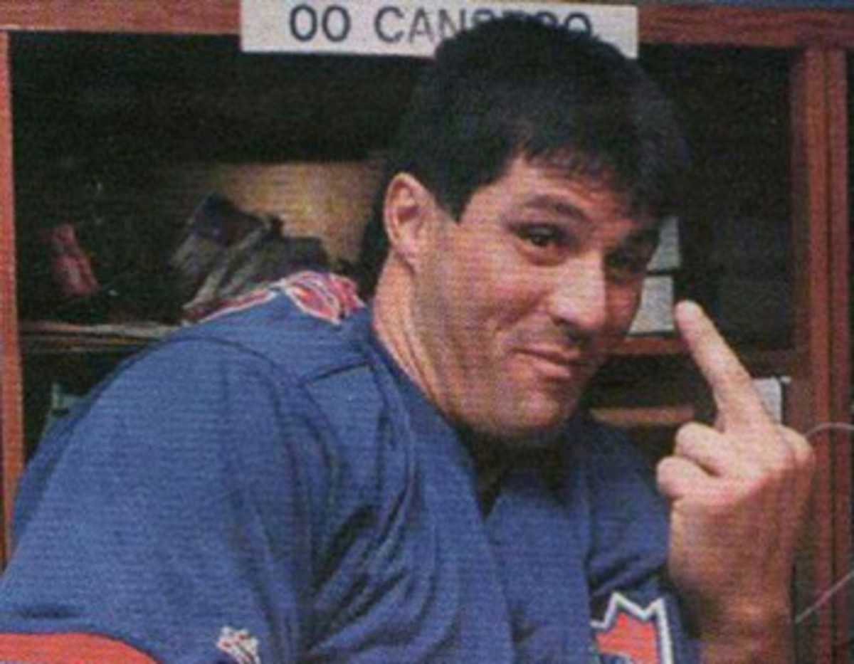 canseco-finger