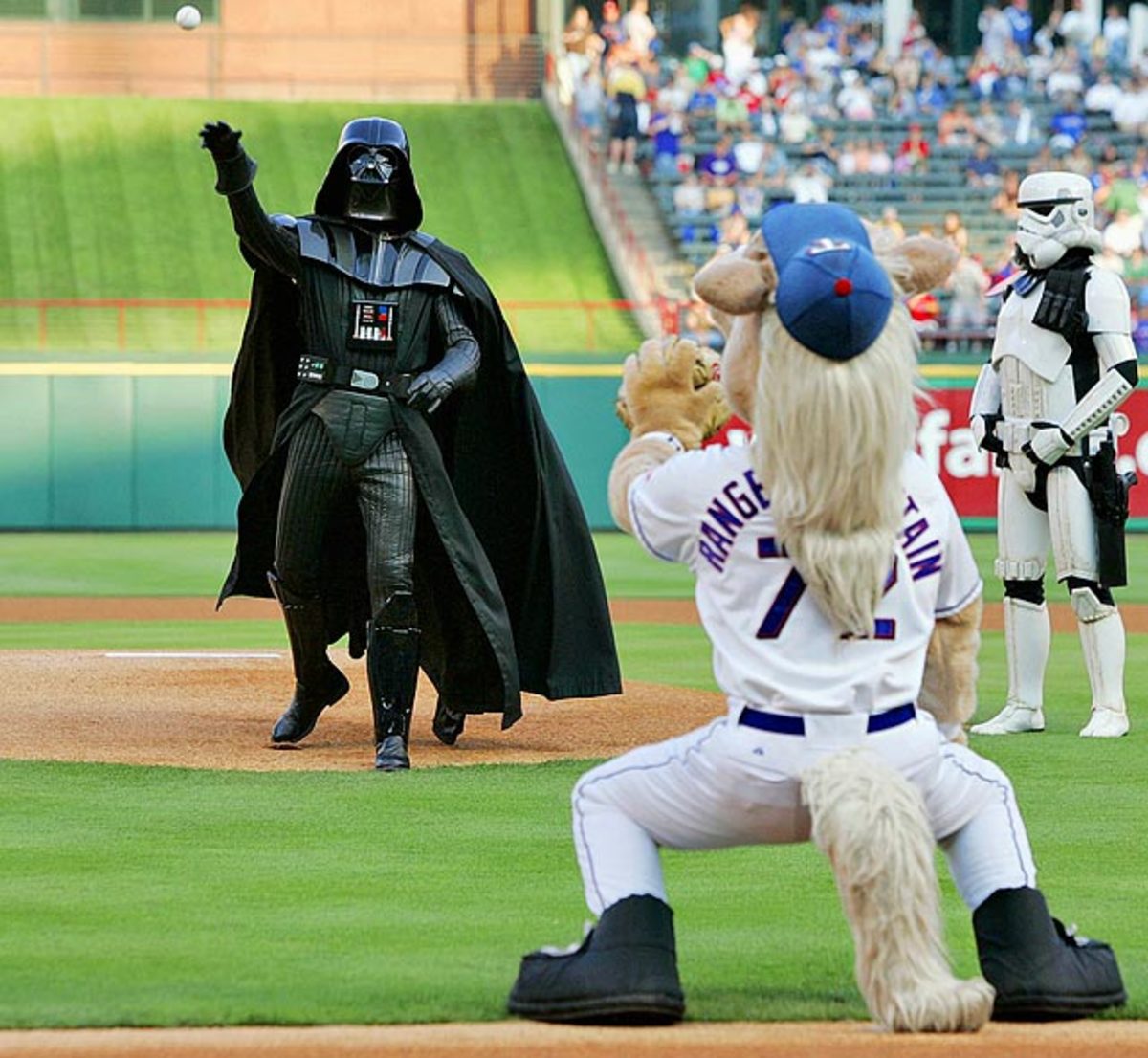 darth-vader-first-pitch.jpg