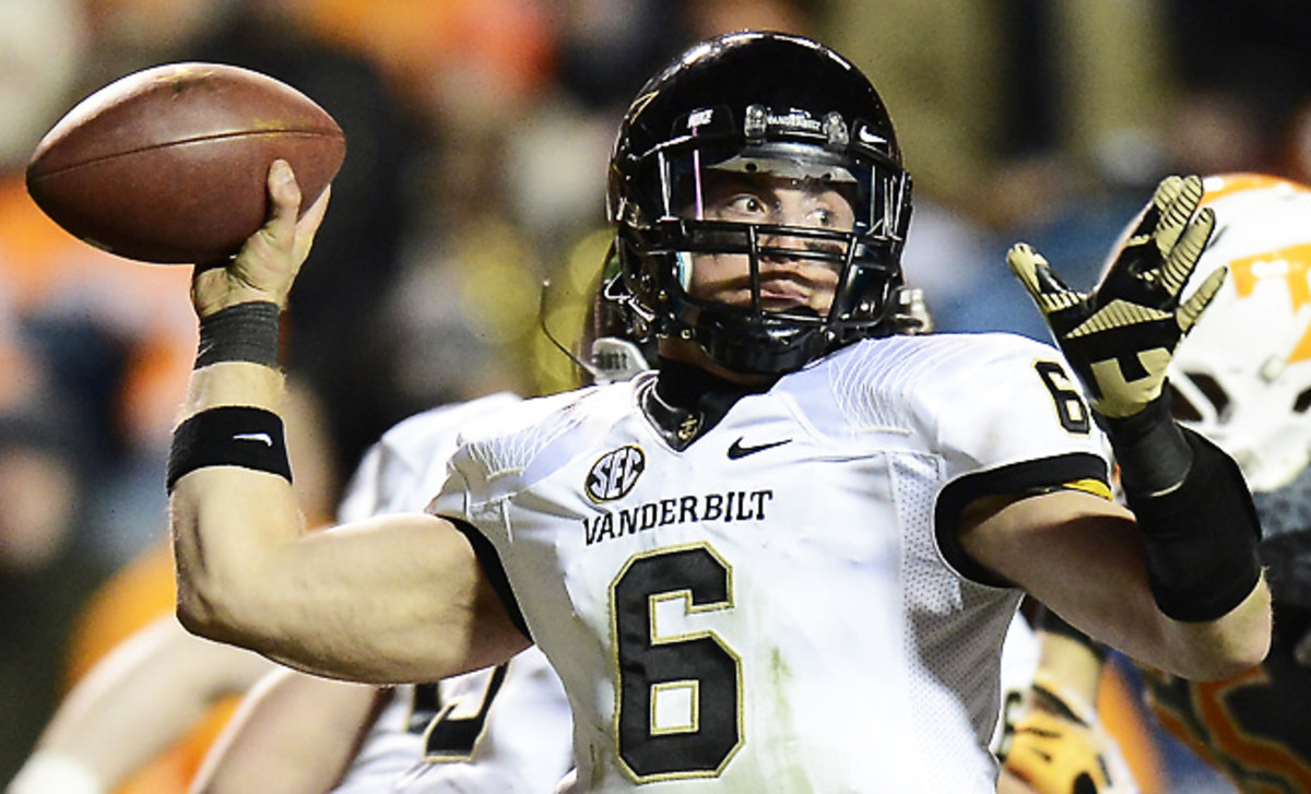 Vanderbilt QB Austyn Carta-Samuels has played most of the season on an injured ACL.