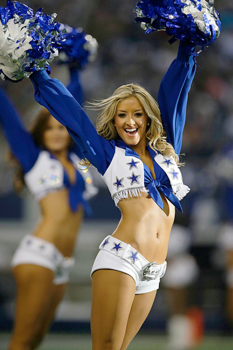 131216165126-dallas-cowboys-cheerleaders-ap930509637122-15-single-image-cut.jpg