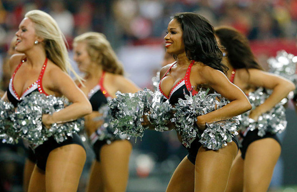 131216165038-atlanta-falcons-cheerleaders-456889315-single-image-cut.jpg