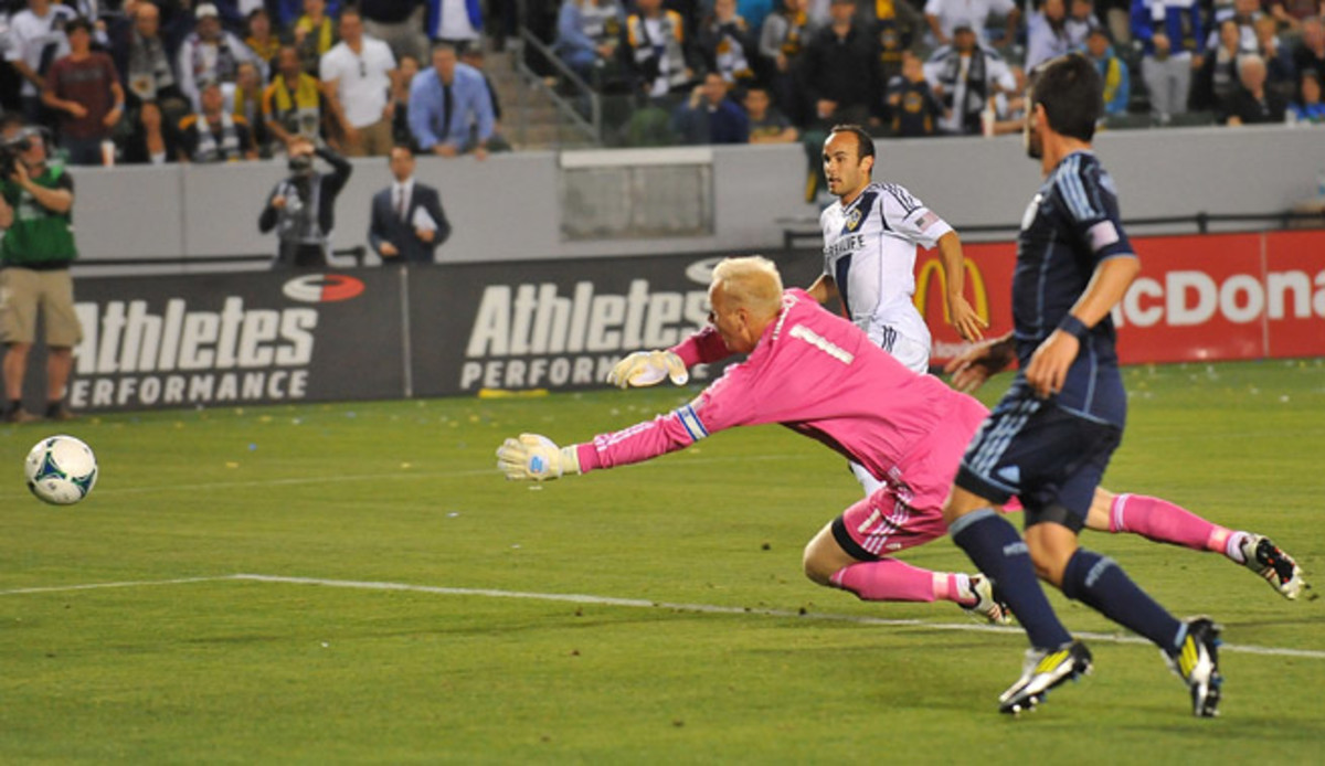 Landon Donovan netted his first goal of the MLS season in L.A.'s 1-0 win over Sporting K.C.
