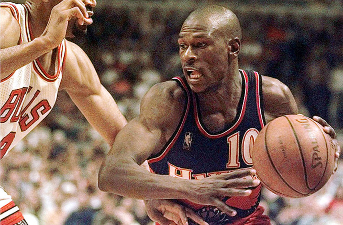 Former NBA guard ‘Mookie’ Blaylock’s condition improves after crash