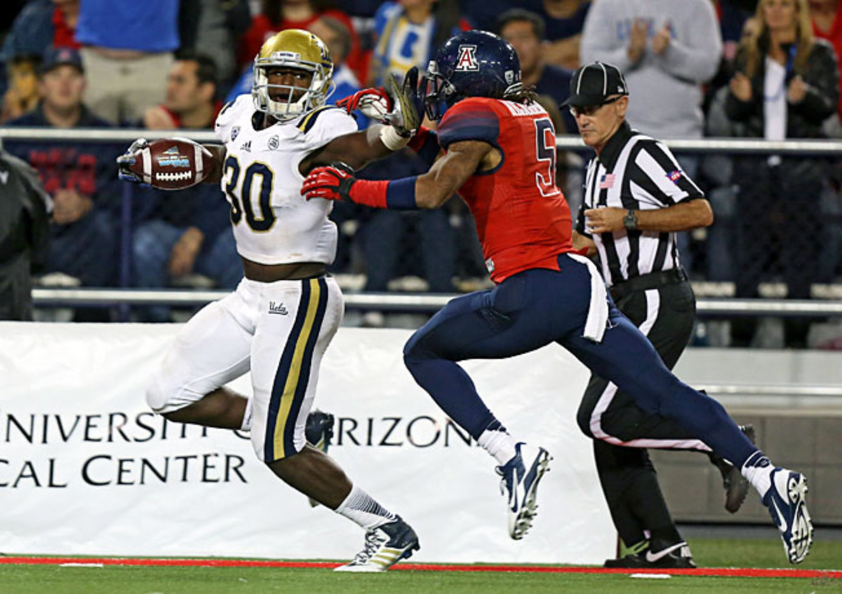 UCLA linebacker Myles Jack (30) showed his versatility by rushing for 120 yards in a win over Arizona.