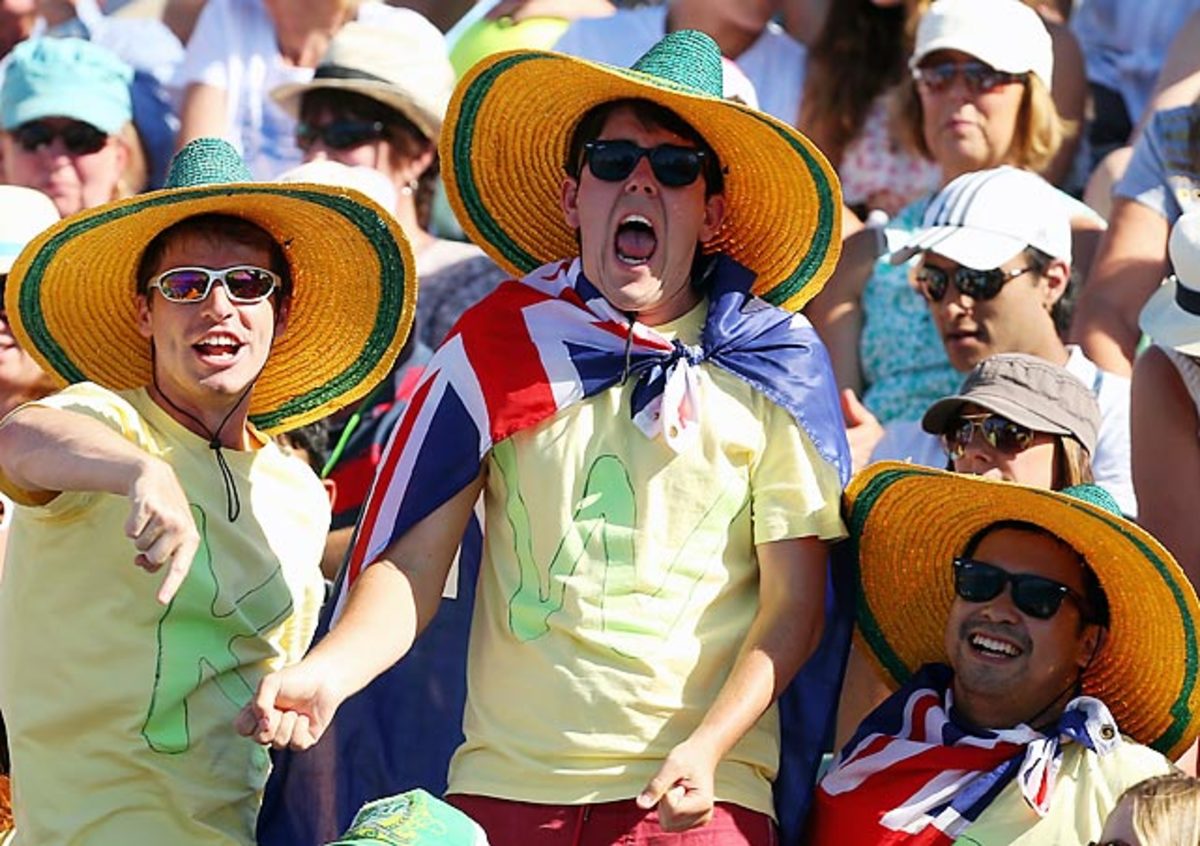 130116142743-australian-open-fans-7852-10-single-image-cut.jpg