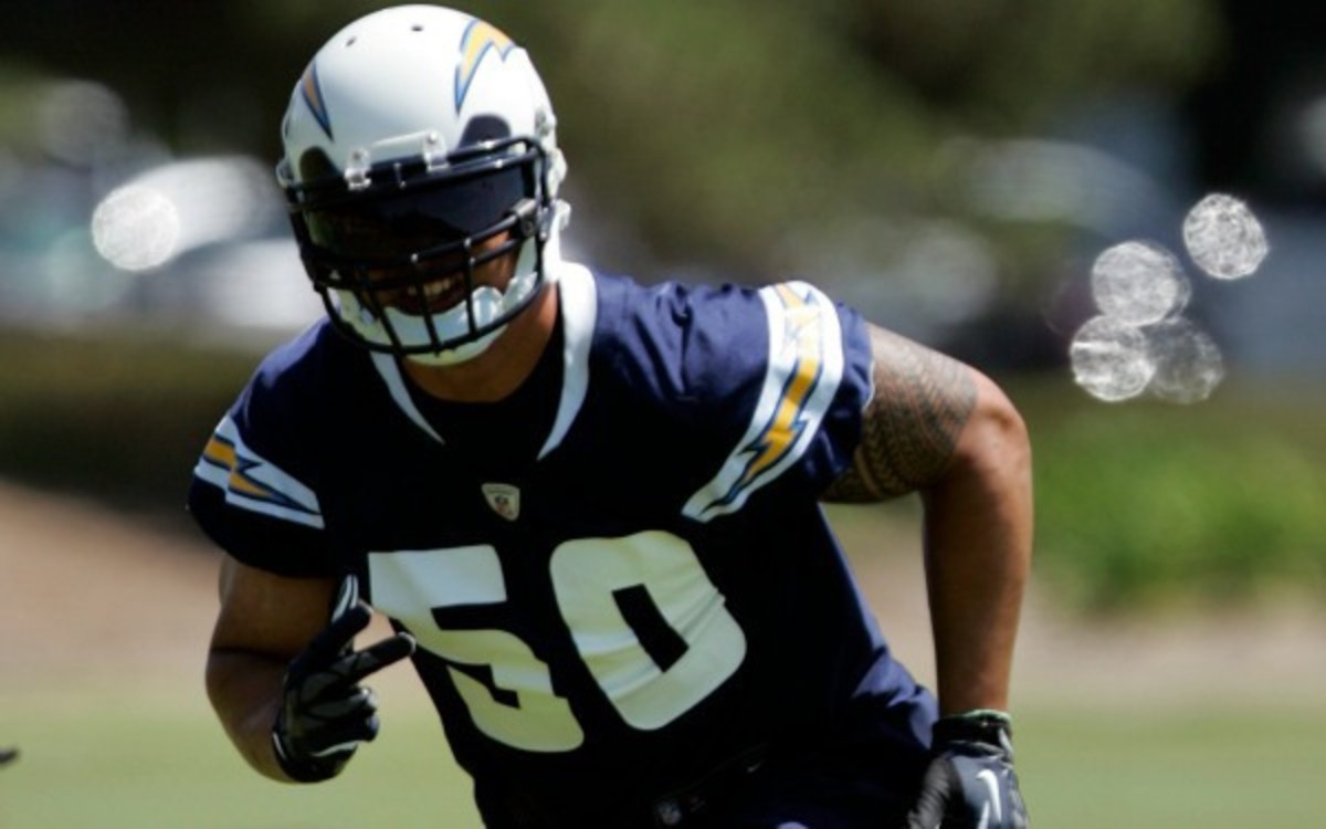 Chargers linebacker Manti Te'o will reportedly make his NFL debut on Sunday. (Kent Horner/Getty Images)