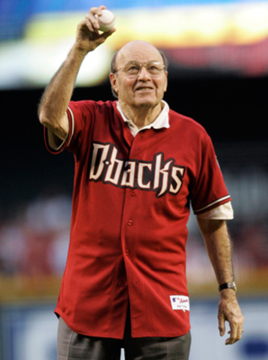 Joe Garagiola said he is retiring from a part-time television analyst for the Diamondbacks.