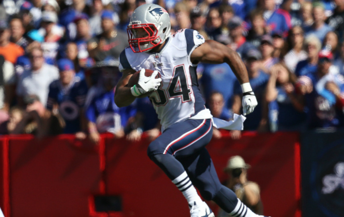 Shane Vereen Rushed for 101 yards in his one game with the Pats this season. (Tom Szczerbowski/Getty Images)
