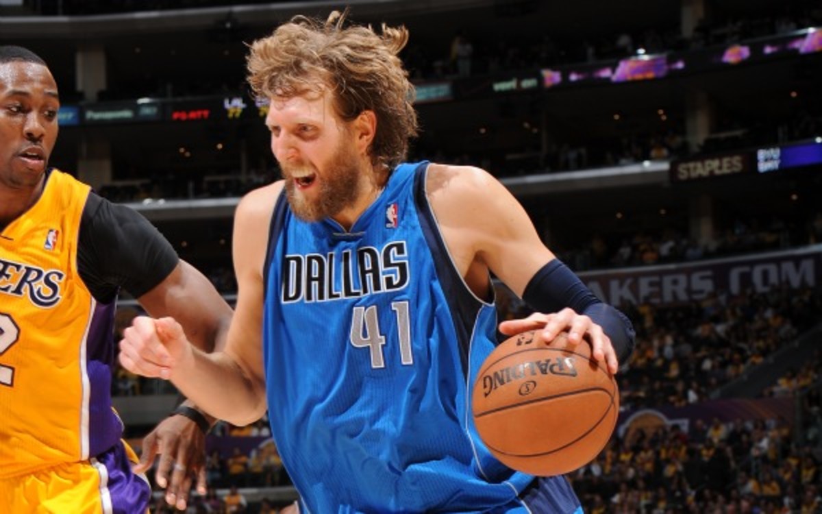 Dirk Nowitzki reached out to free-agent center Dwight Howard. (Noah Graham/Getty Images)