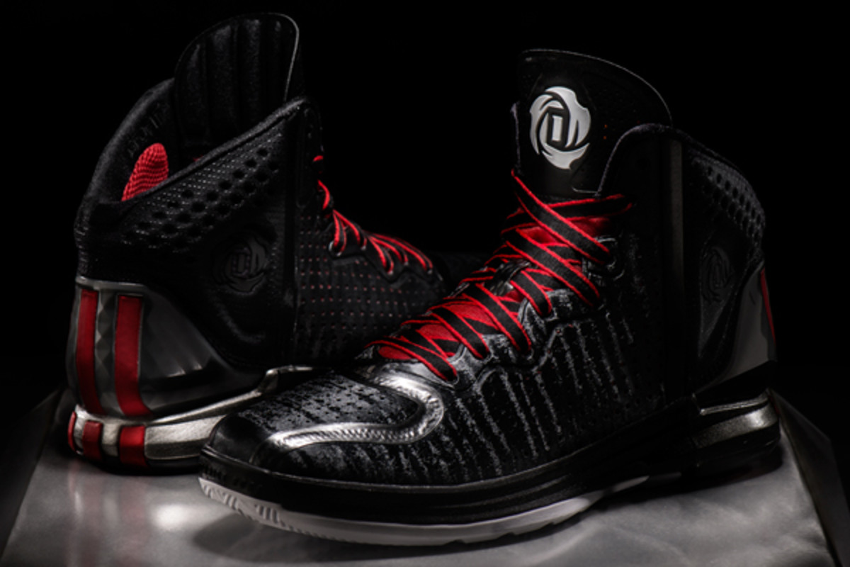 derrick-rose-d-rose-4-adidas-away-1.jpg