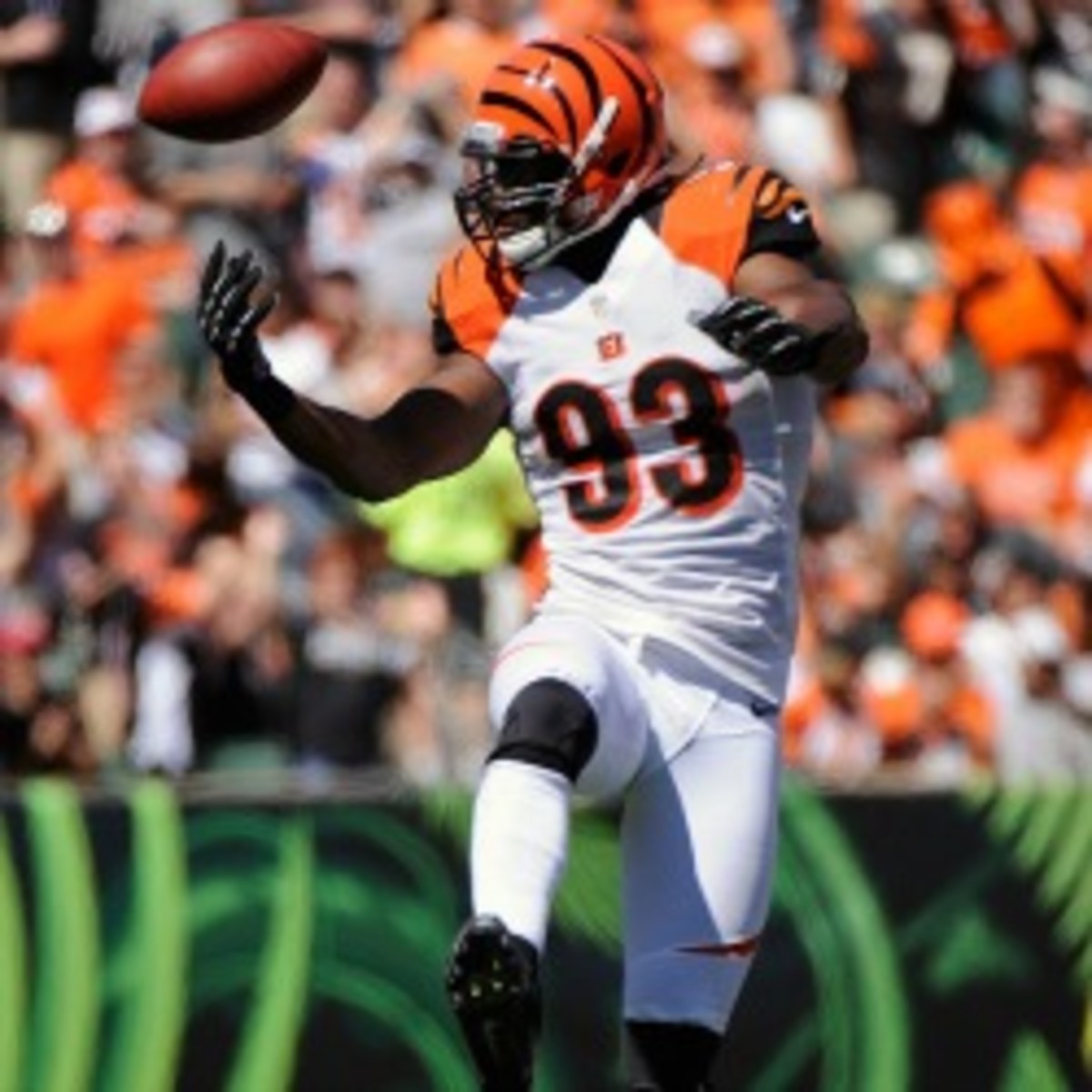 The Cincinnati Bengals will use the franchise tag on DE Michael Johnson (Jamie Sabau/Getty Images)