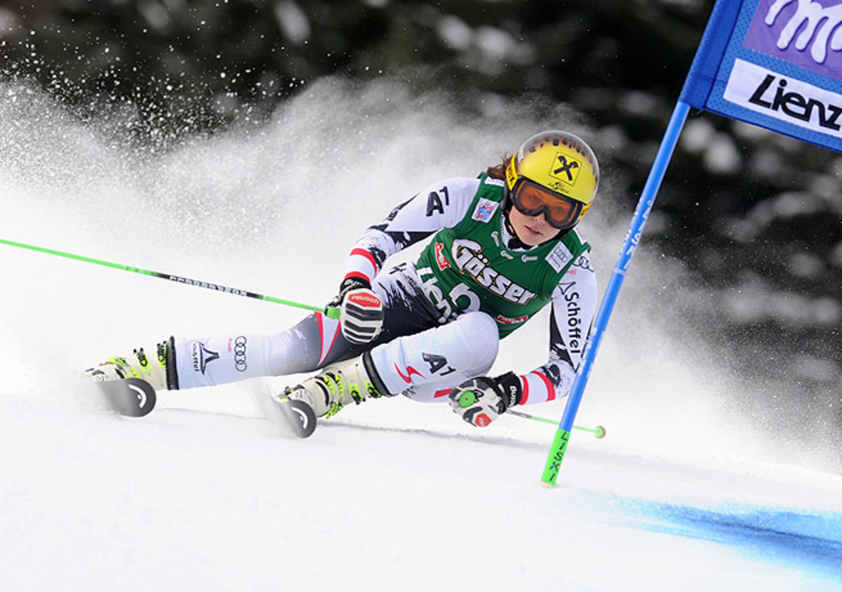Anna Fenninger raced to her fifth career World Cup victory in her home country of Austria.