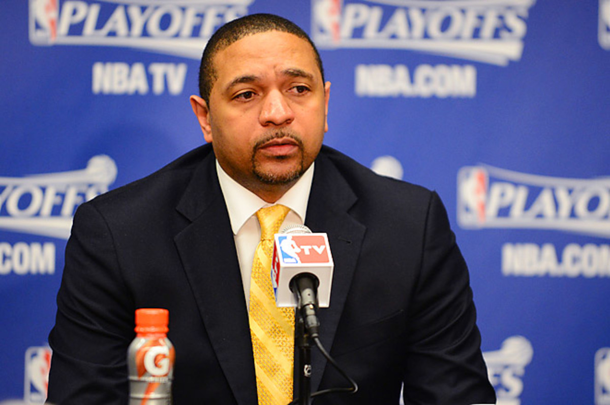 Warriors coach Jackson fined 25K for comments over officiating - Sports  Illustrated