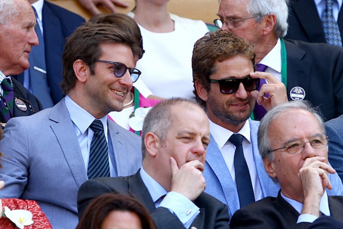 Bradley Cooper and Gerard Butler watch the final. (Clive Brunskill/Getty Images)