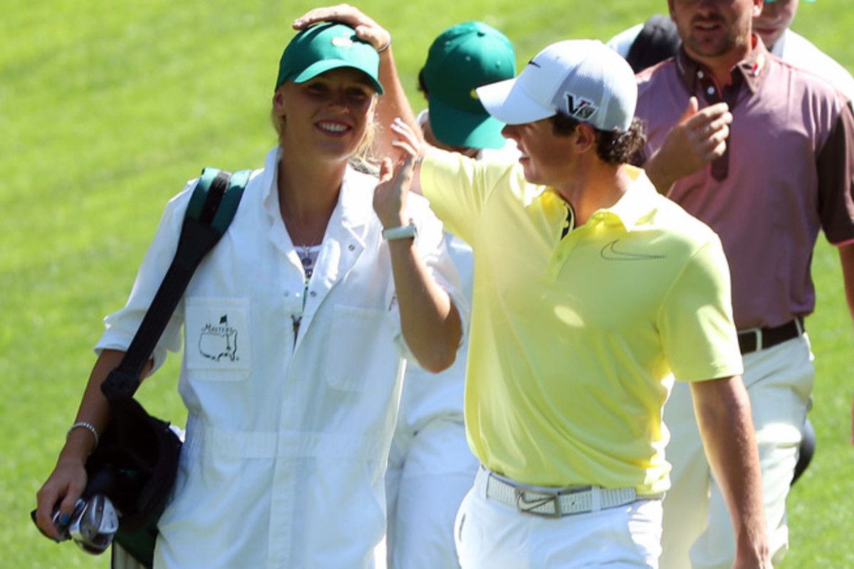 Caroline Wozniacki served as her boyfriend Rory McIlroy's caddie in the Par-3 Contest at the Masters.