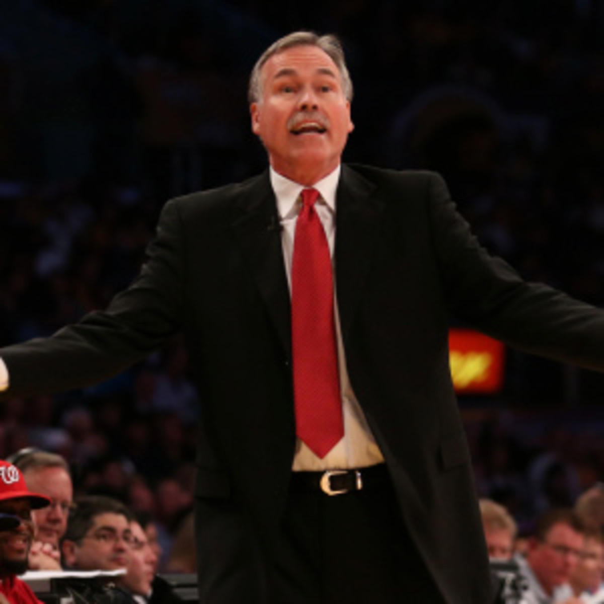 Mike D'Antoni will return as coach of the Lakers next season. (Stephen Dunn/Getty Images)