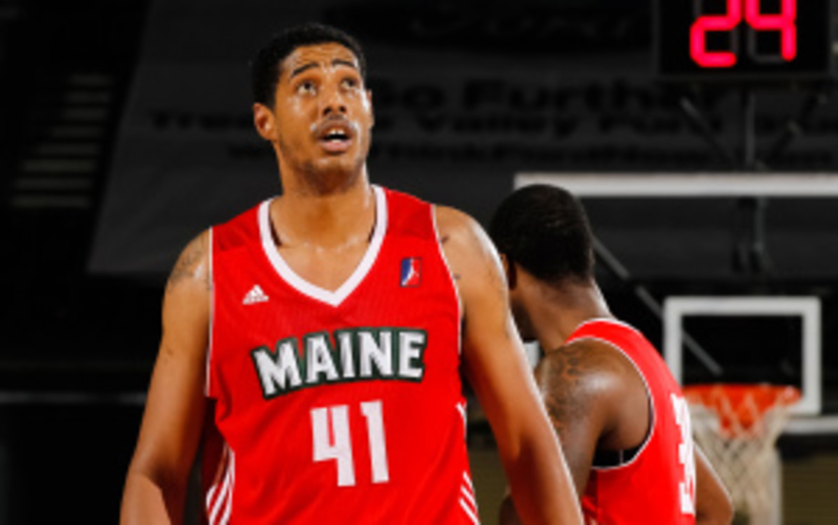 Fab Melo, who spent part of last season with the Boston Celtics affiliate Maine Red Claws, will get an invitation to the Dallas Mavericks' training camp. (Otto Kitsinger/Getty Images)