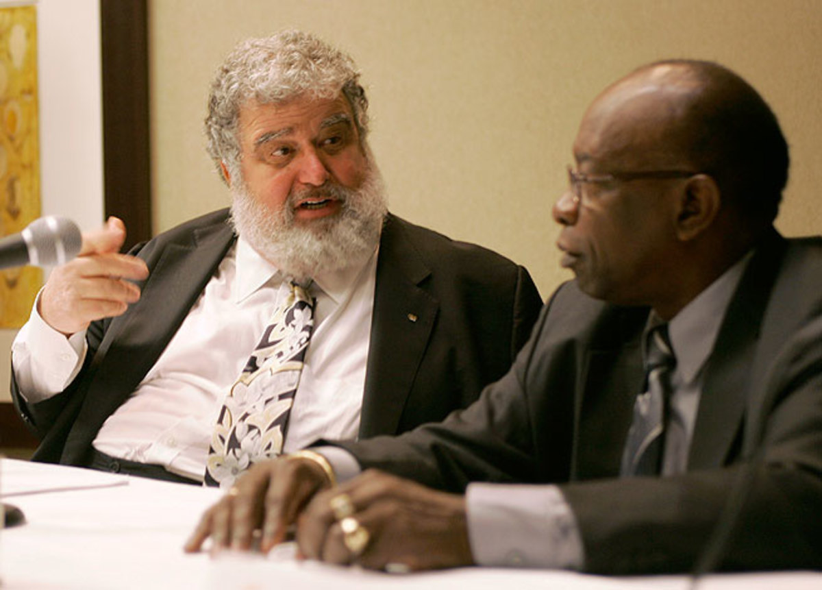 Former CONCACAF secretary general Blazer faces violations Sports