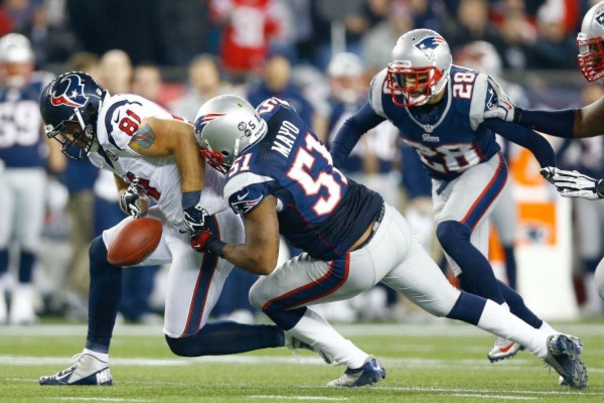 The Patriots will be without Jarod Mayo for the rest of the season. (Jared Wickerham/Getty Images)
