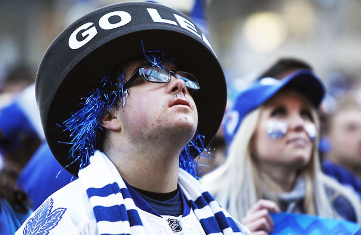 Toronto Maple Leafs fans