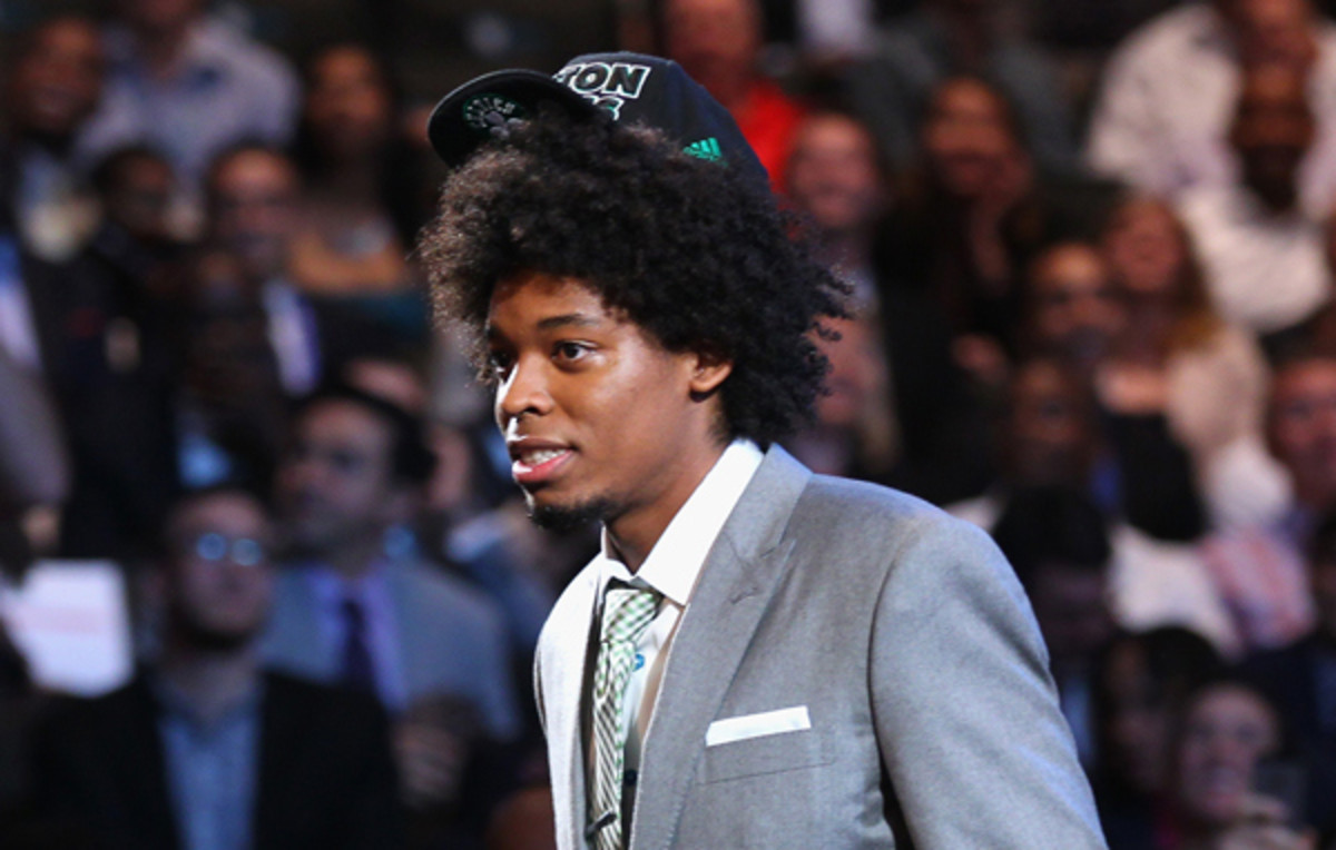 Lucas Nogueira carefully balanced a hat on top of his head.