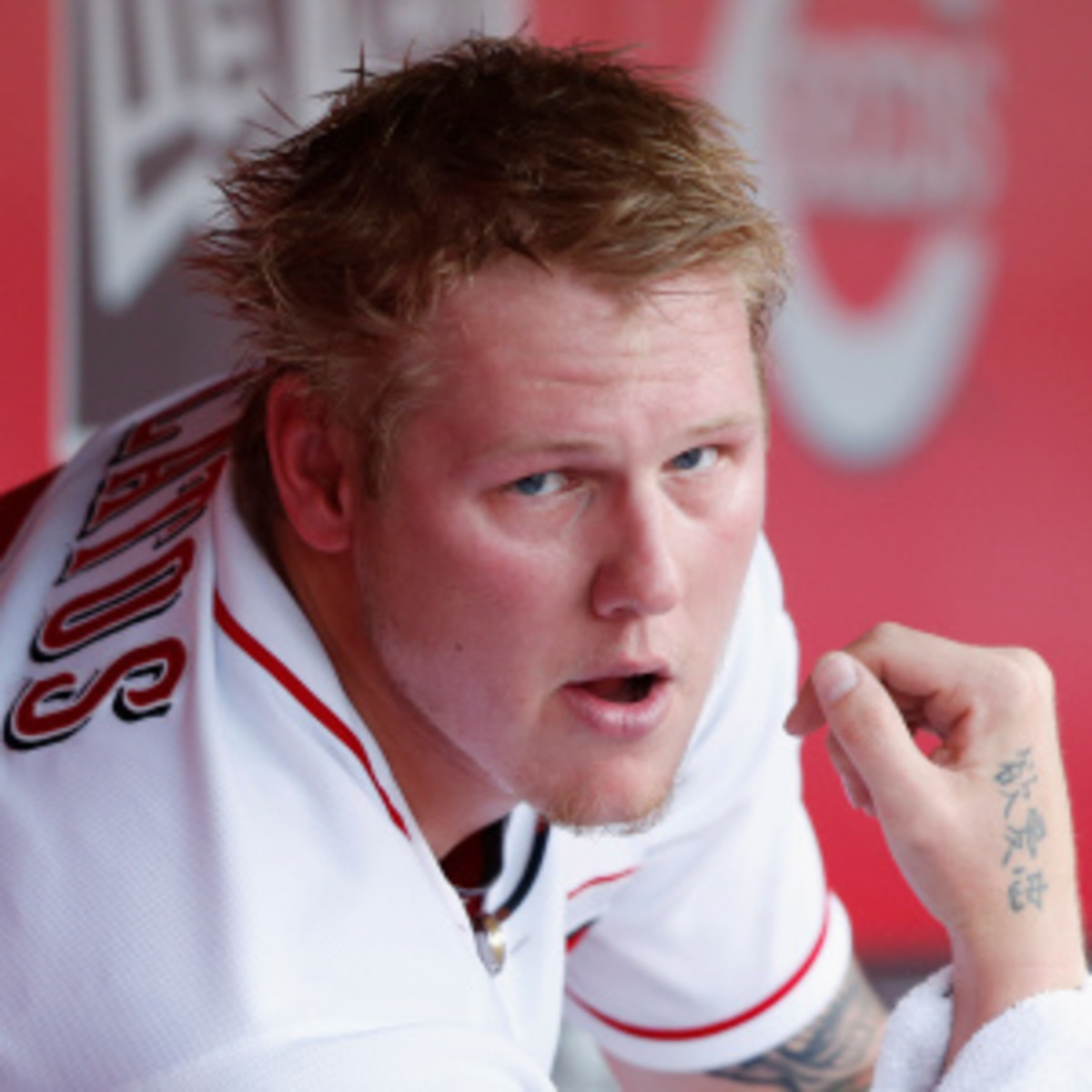 Mat Latos and Reds avoid arbitration hearing, agree to 11.5M deal