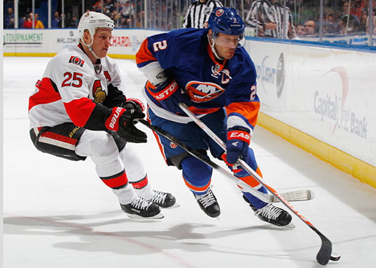 Don't expect the New York Islanders to trade captain Mark Streit.