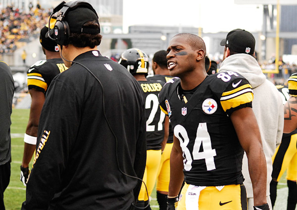 Steelers wideout Antonio Brown says everything is fine between him and coordinator Todd Haley.  (Cal Sport Media)