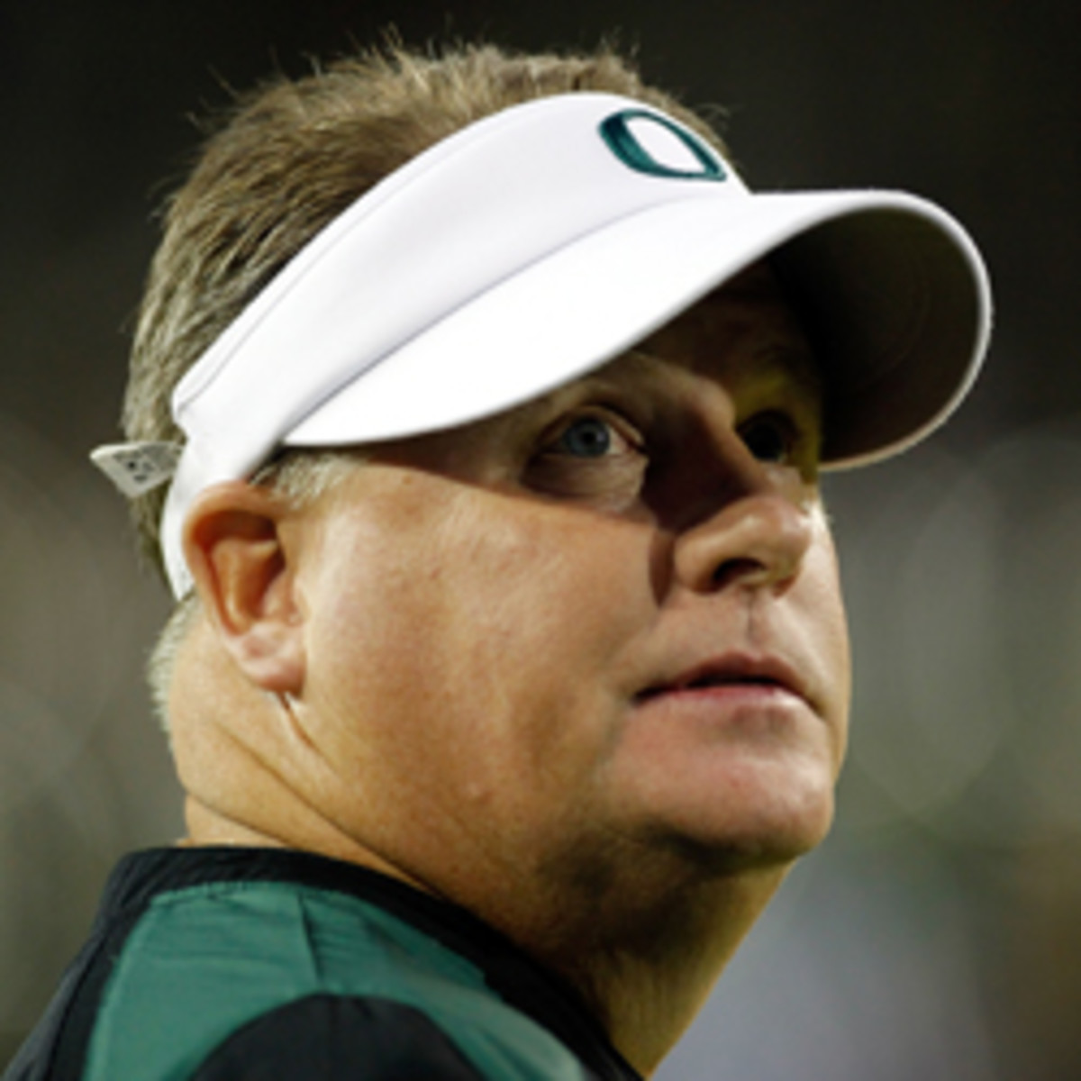 Chip Kelly is staying at Oregon. (Jonathan Ferrey/Getty Images)