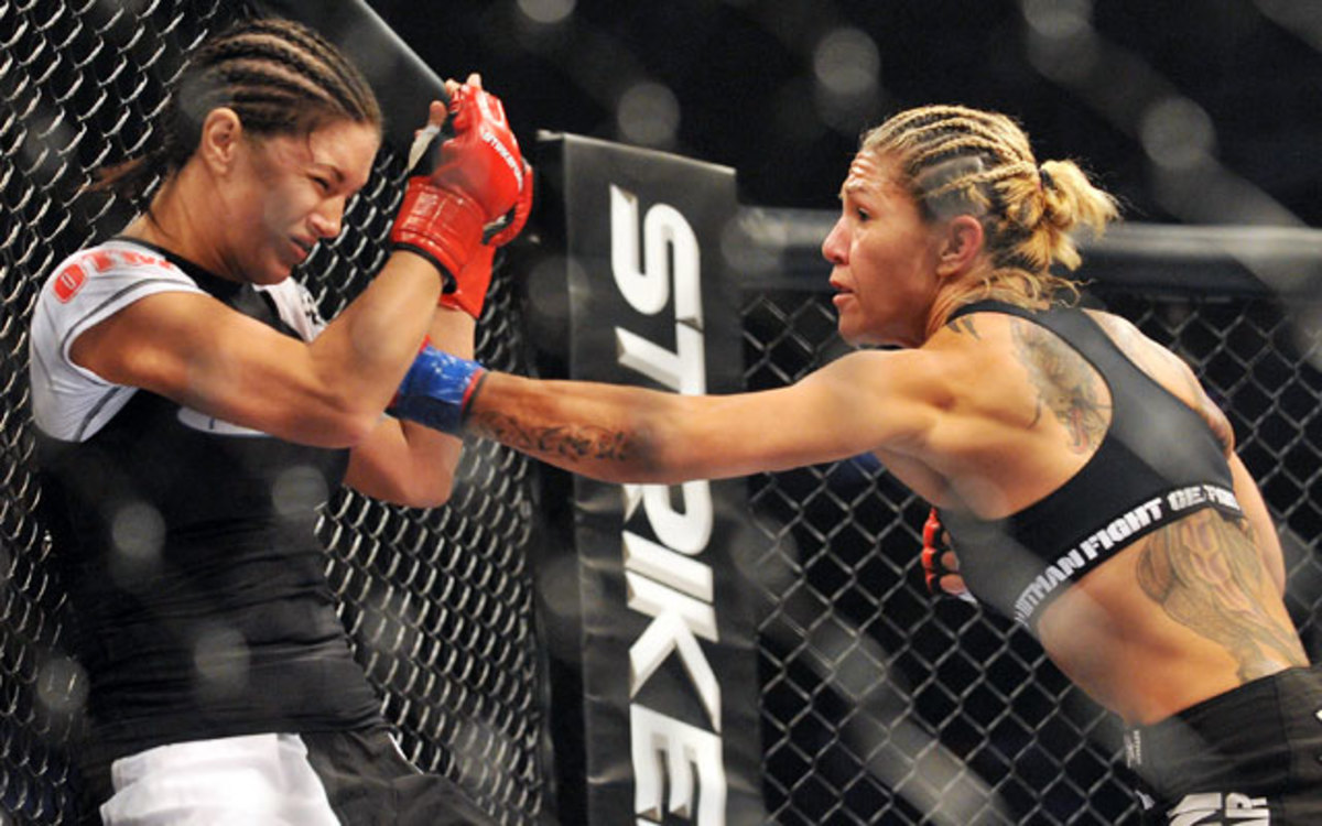 Strikeforce's women's rounds were increased to five minutes in 2009.