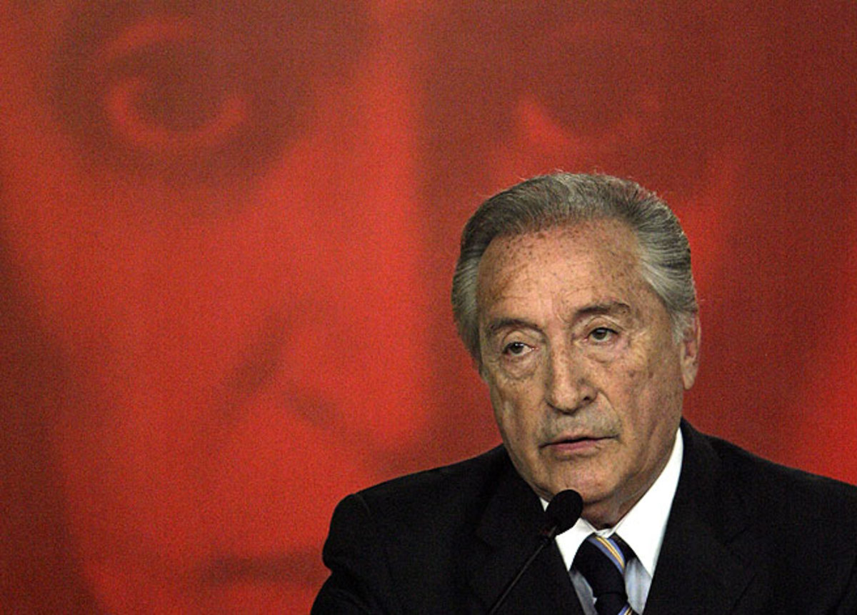 Uruguay's Eugenio Figueredo will head CONMEBOL until at least 2015, when a full election will be held.