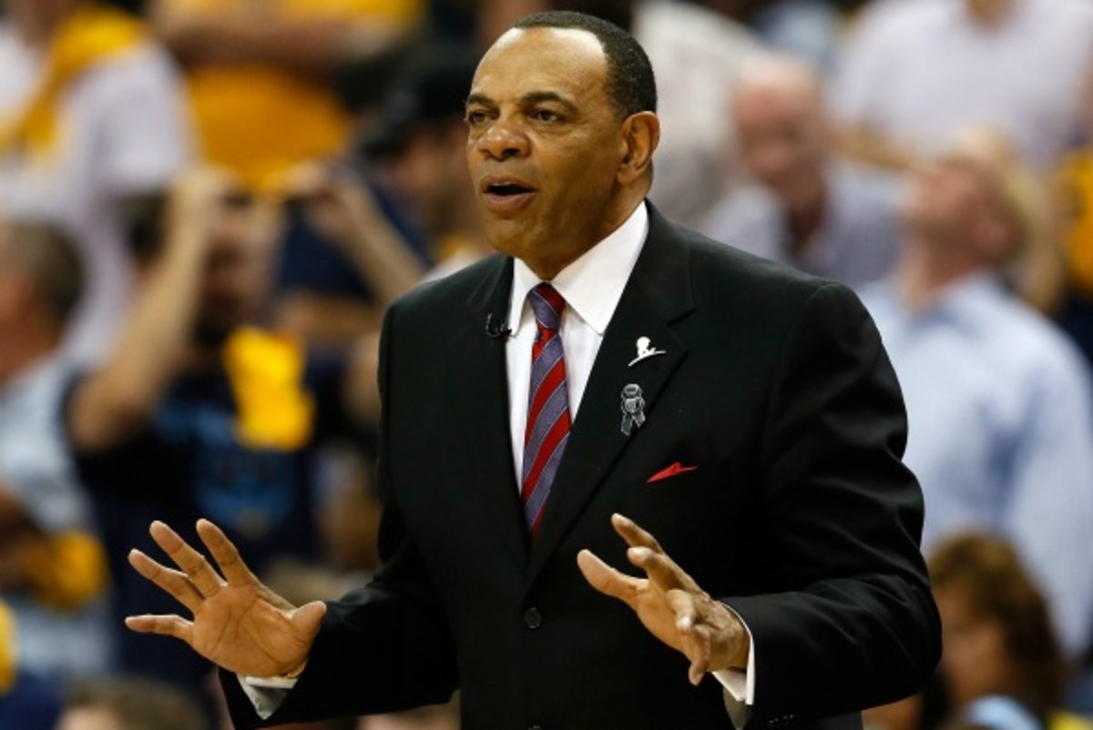 Four straight 40-win seasons in Memphis has made Lionel Hollins a hot coaching commodity. (Kevin C. Cox/Getty Images)