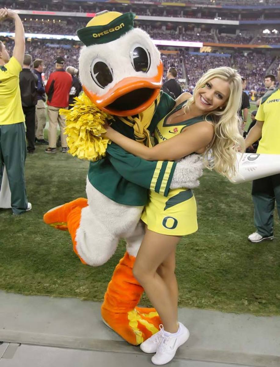 cheerleader-stephanie-600