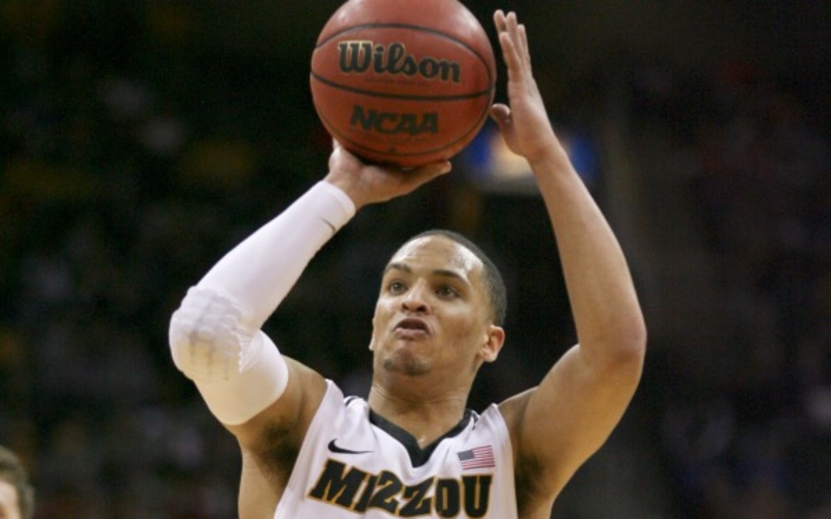 Former Missouri guard will play for Memphis once he is eligible to compete. (Ed Zurga/Getty Images)