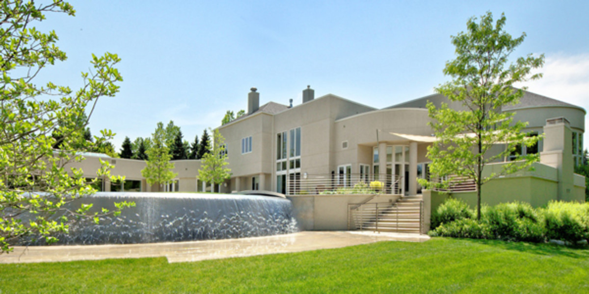 Front View of MJ's House