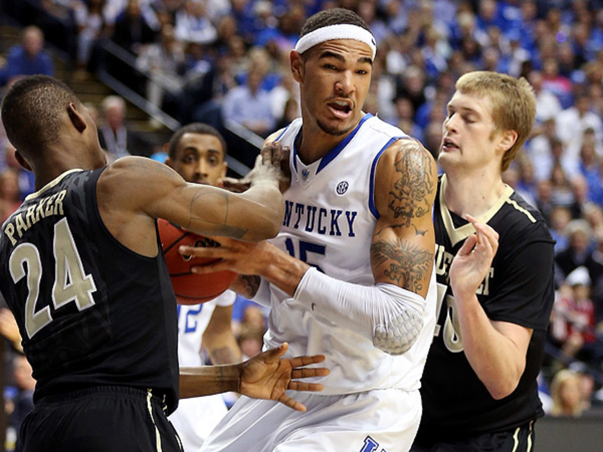 Sophomore Willie Cauley-Stein should help provide Kentucky with the experience it lacked last season. (Andy Lyons/Getty Images)