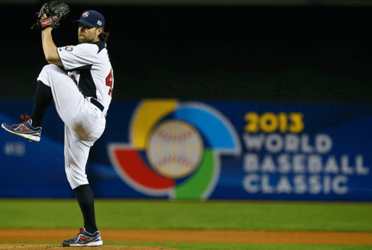 R.A. Dickey is one of the few big names on a U.S. team in the World Baseball Classic that lacks stars.