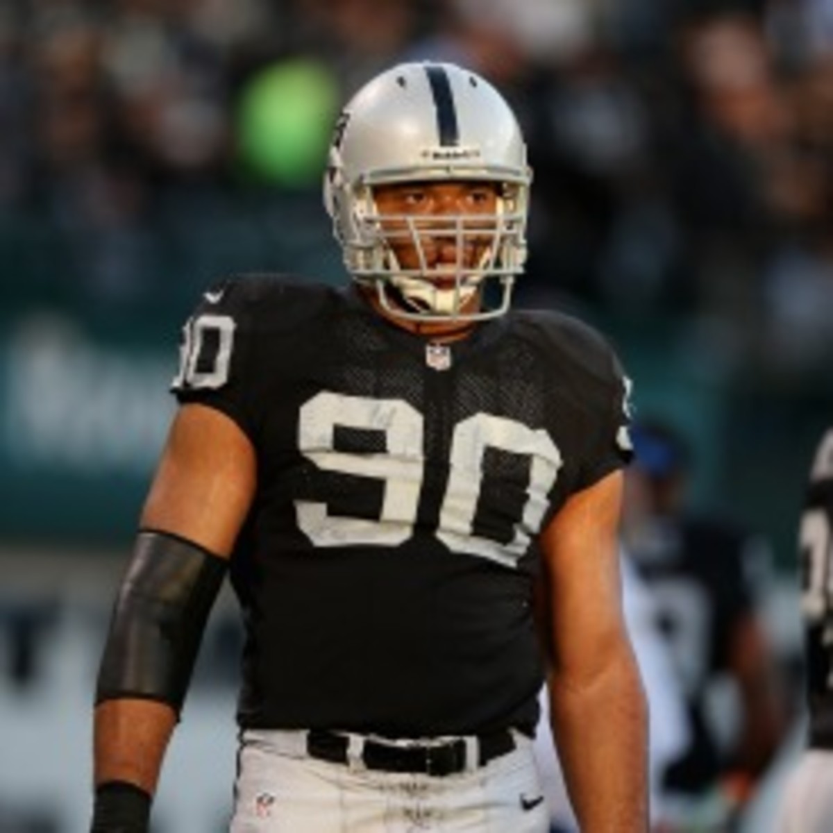 The Browns signed Desmond Bryant to a 5-year deal. (Ezra Shaw/Getty Images)