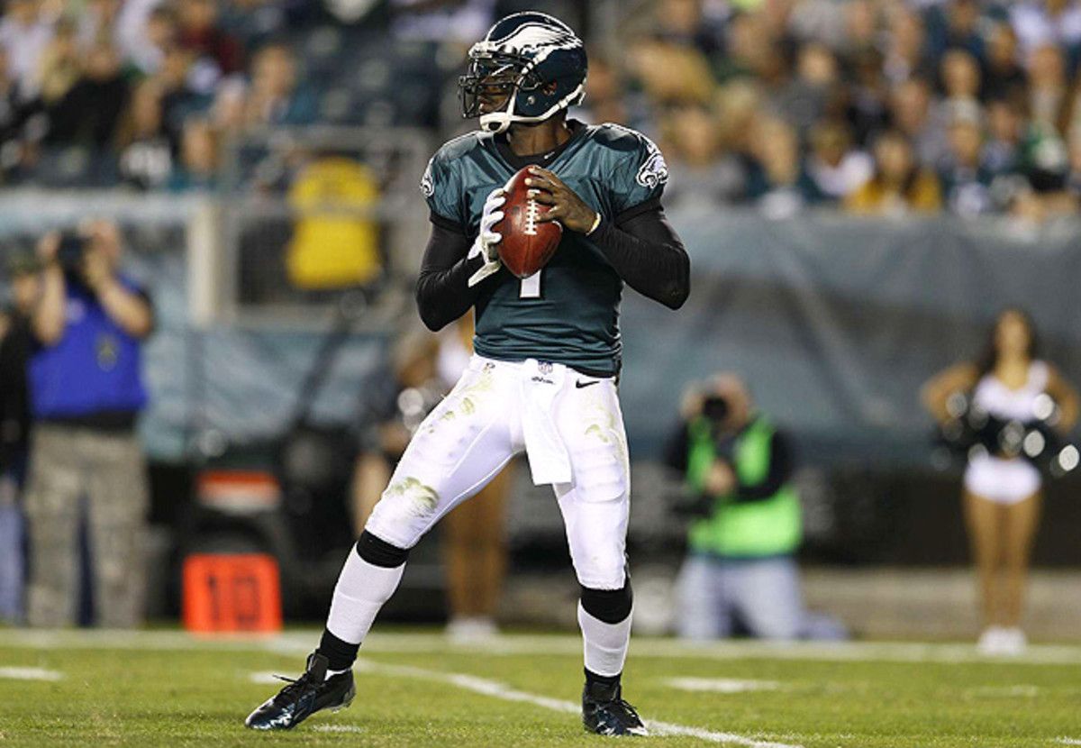It's going to be an unpredictable season for Michael Vick and the Eagles, with Chip Kelly at the helm.
