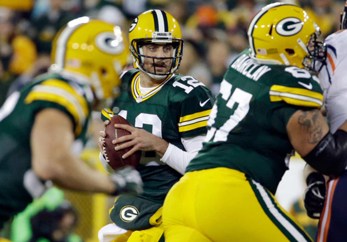 Aaron Rodgers is back for the Packers' winner-take-all rematch against the Bears.