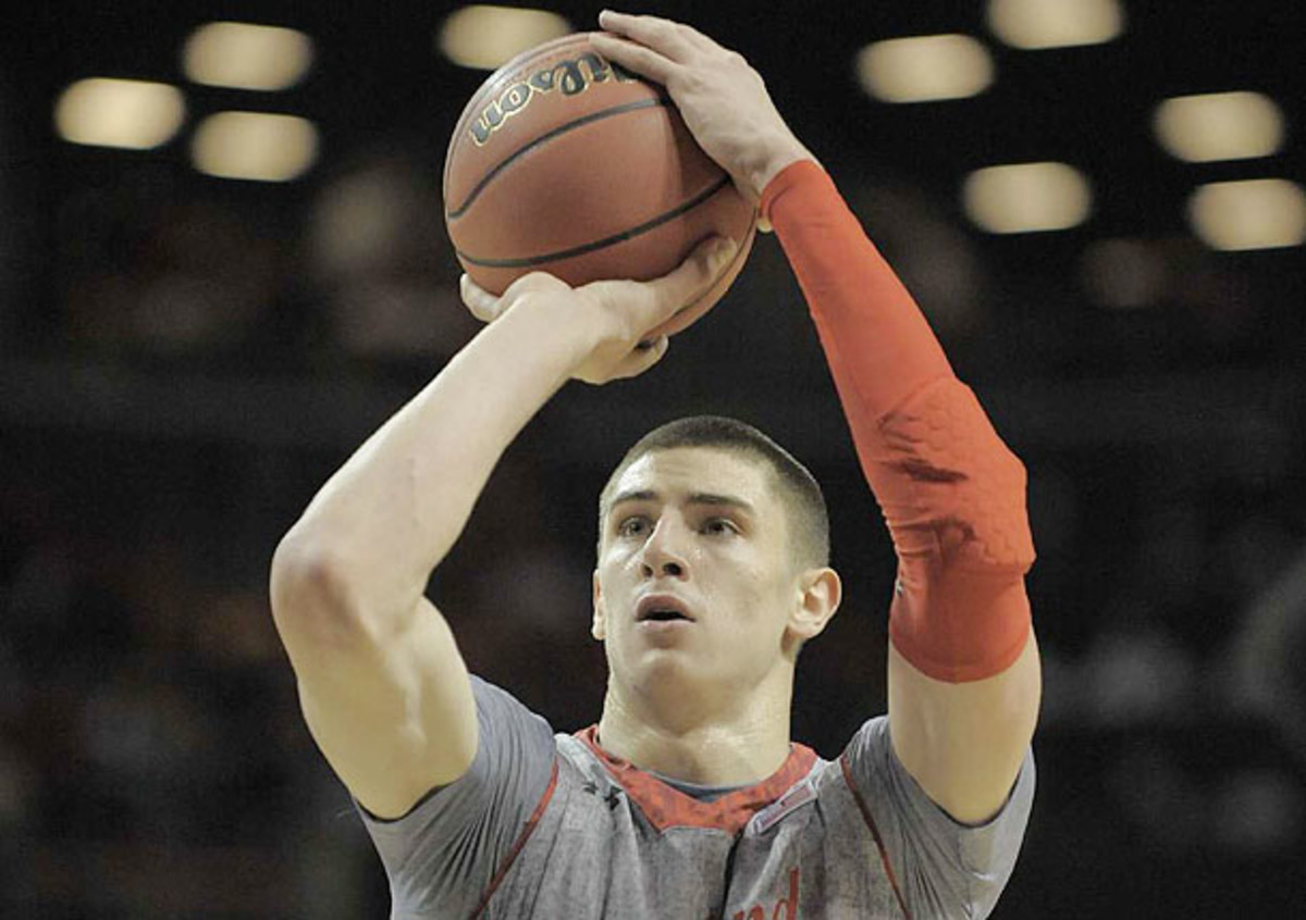 Maryland's Alex Len averaged just under 12 points and 8 rebounds per game as a sophomore. (Porter Binks/SI)
