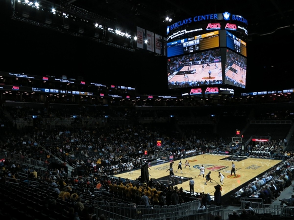 Butler and La Salle in the second game of the day, which the Bulldogs won, 69-58.