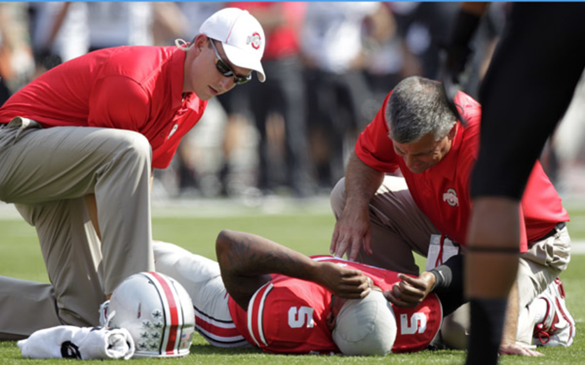 Ohio State quarterback Braxton Miller is day-to-day with a MCL sprain in his right knee. (AP Photo/Jay LaPrete)