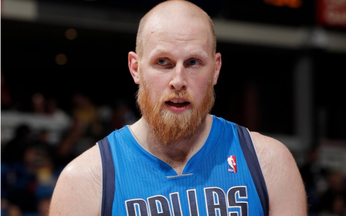 The Lakers signed veteran center Chris Kaman to a one-year deal. (Rocky Widner/NBA/Getty Images)