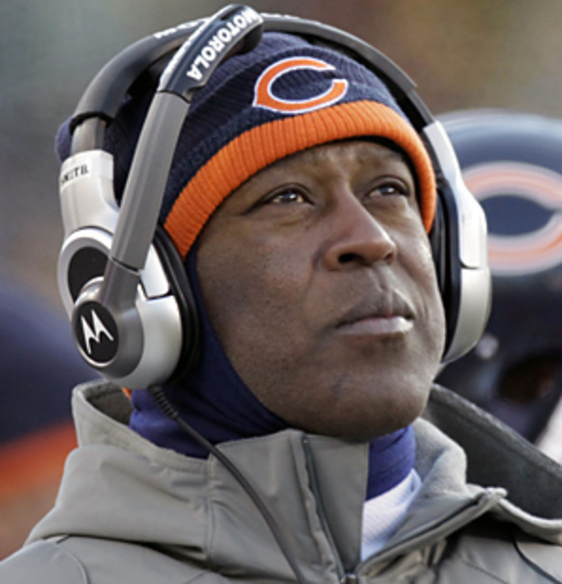 Eagles interview Lovie Smith as search continues - Sports Illustrated
