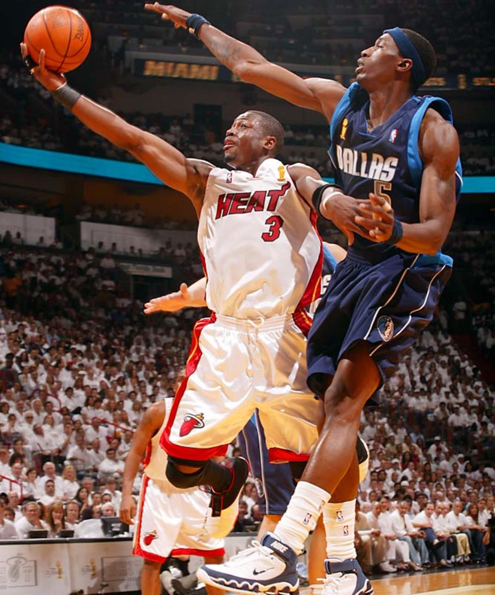 Heat defeat Mavericks