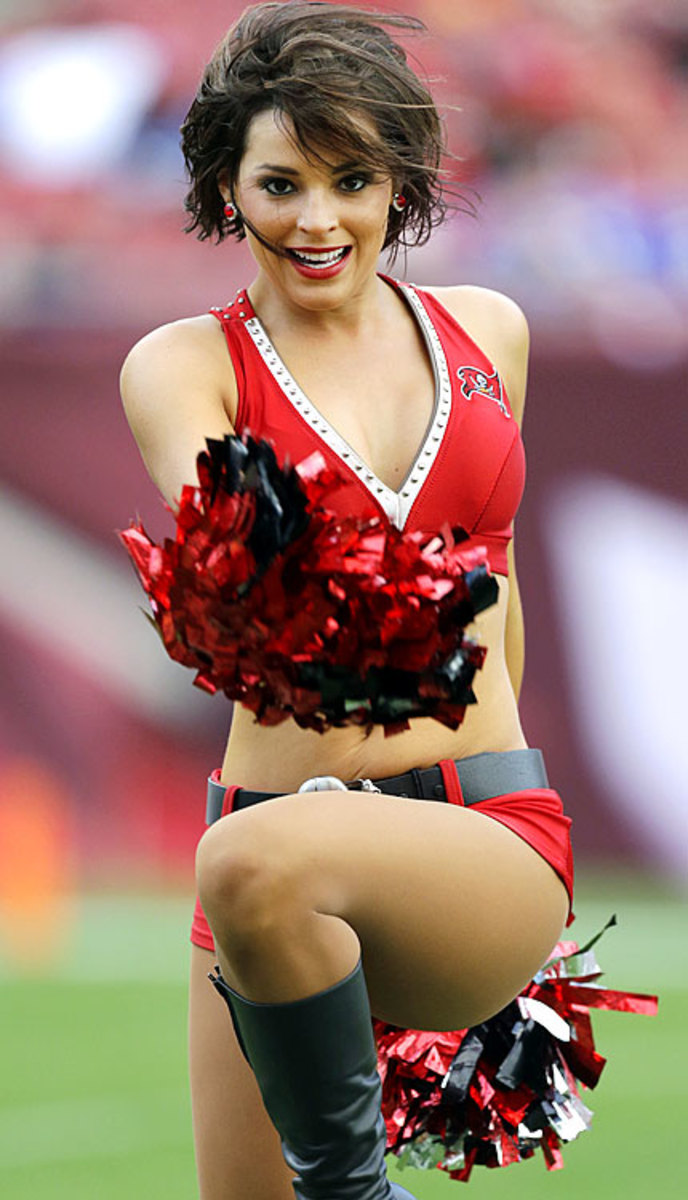 131210081910-tampa-bay-buccaneers-cheerleaders-ap708980516957-10-single-image-cut.jpg
