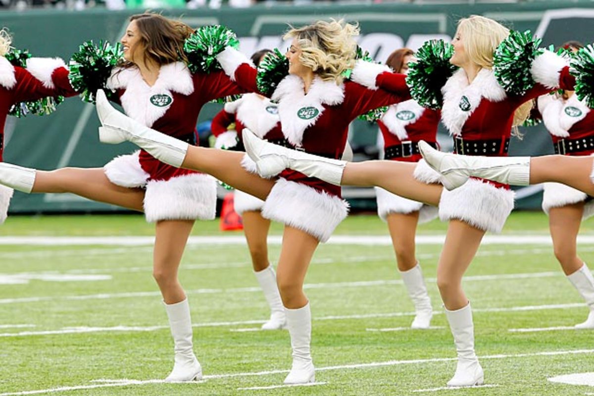 131210081647-new-york-jets-flight-crew-cheerleaders-25302123-single-image-cut.jpg
