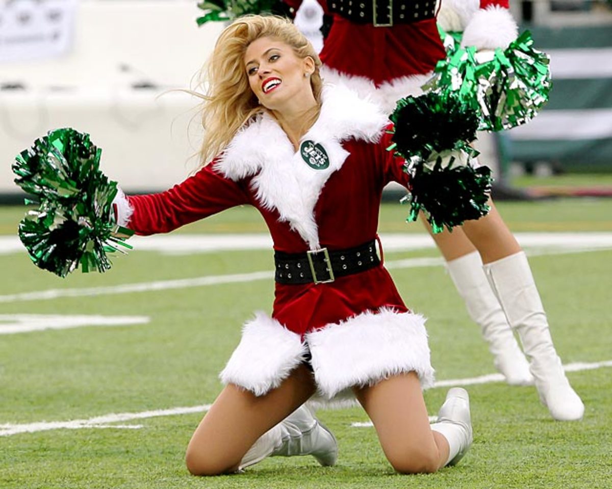 131210081654-new-york-jets-flight-crew-cheerleaders-25302203-single-image-cut.jpg